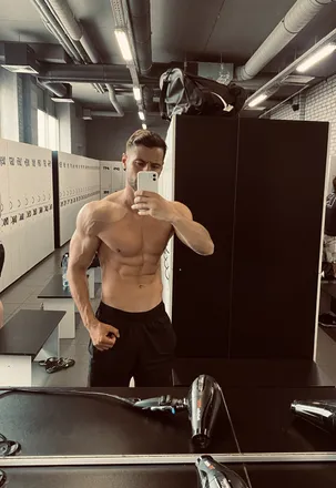 OnlyFans cuenta u167260510 header 2