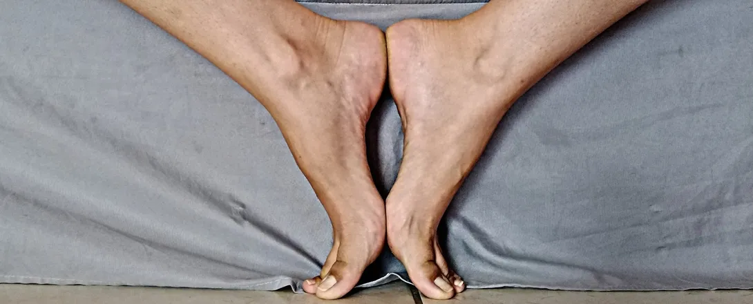 OnlyFans cuenta feetfetcherdaily header 2