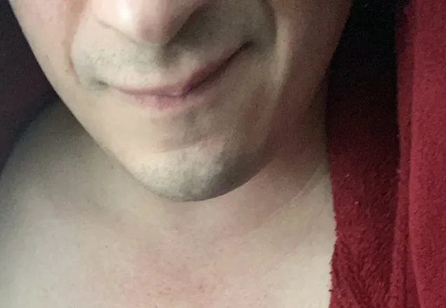 OnlyFans cuenta heffsrobe header 2