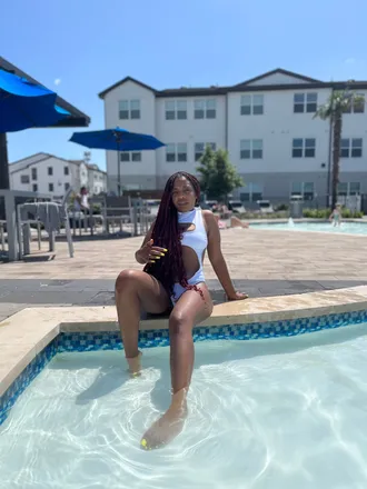 OnlyFans cuenta thenola header 2