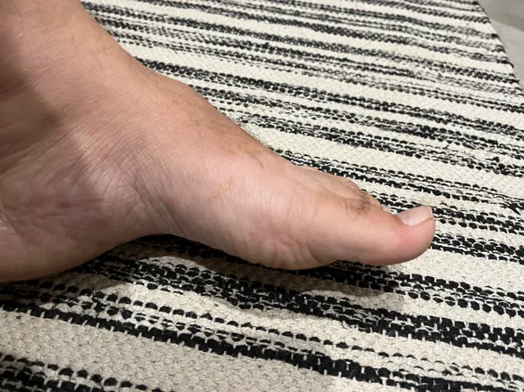 OnlyFans cuenta nonsexyfeet header 2