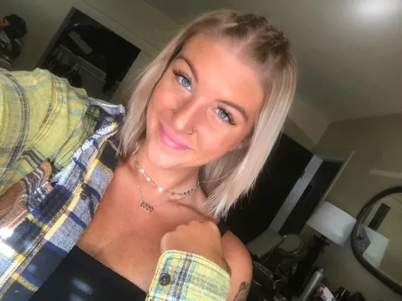 OnlyFans cuenta caleigh120b header 2