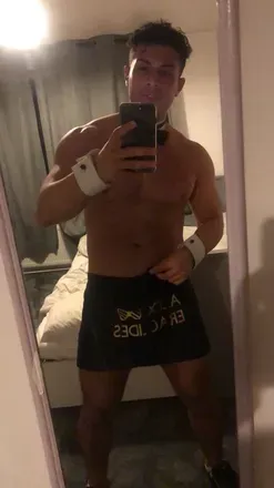 OnlyFans cuenta thenakedbutlerinthebuff avatar 1