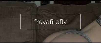 OnlyFans cuenta freyafirefly header 2