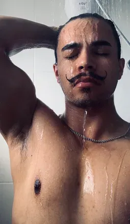 OnlyFans cuenta oliver_lorenzo header 2