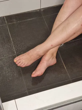 OnlyFans cuenta ffeetsiefeet header 2