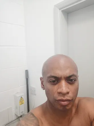 OnlyFans cuenta leonstaxxx header 2