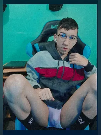 OnlyFans cuenta axeltwinkrv avatar 1