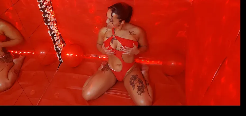 OnlyFans cuenta u297328625 avatar 1