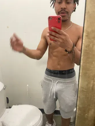 OnlyFans cuenta troi_destroy69 avatar 1