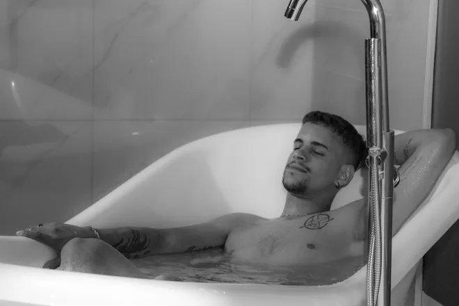 OnlyFans cuenta guigovalentim123 header 2