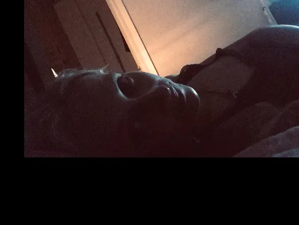 OnlyFans cuenta ellynicole header 2