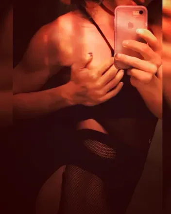 OnlyFans cuenta xxtinafaguilera avatar 1