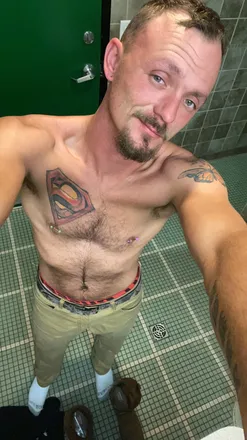 OnlyFans cuenta superman1389 header 2