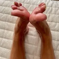 OnlyFans cuenta feetsmarie avatar 1