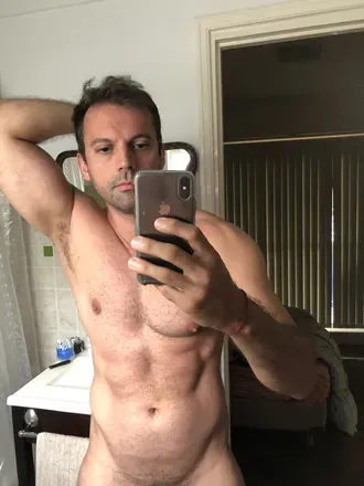 OnlyFans of jmvktr79