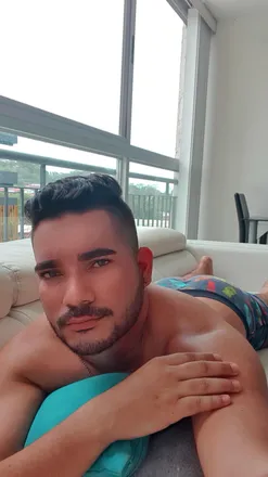 OnlyFans cuenta miguelzambrano header 2