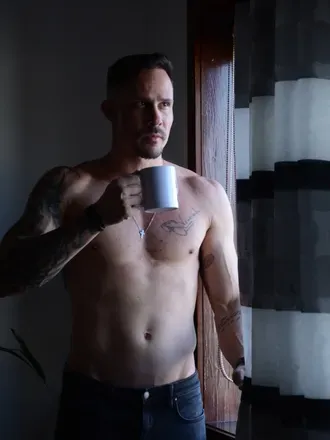 OnlyFans account  papaimonstro avatar 1