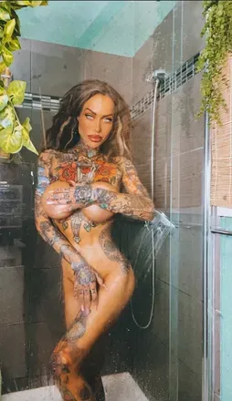OnlyFans cuenta xall_that_glittersx avatar 1