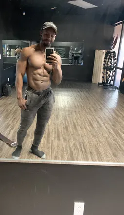 OnlyFans cuenta mistermelanin header 2