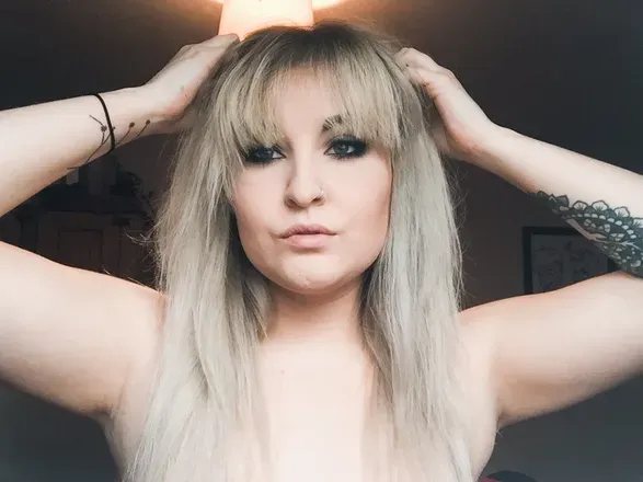 OnlyFans account  parallvx avatar 1