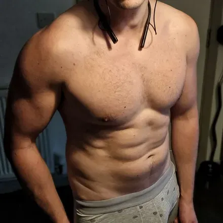 OnlyFans cuenta yourtableisreserved avatar 1