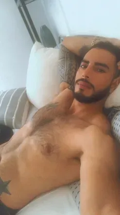 OnlyFans account  isaacpg header 2