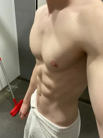 OnlyFans account  cameronhellas avatar 1