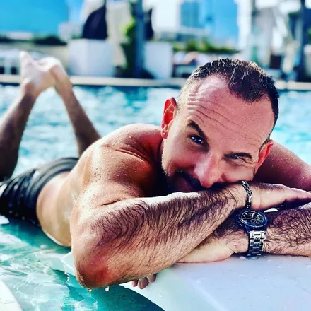 OnlyFans cuenta mikeoxlongs header 2