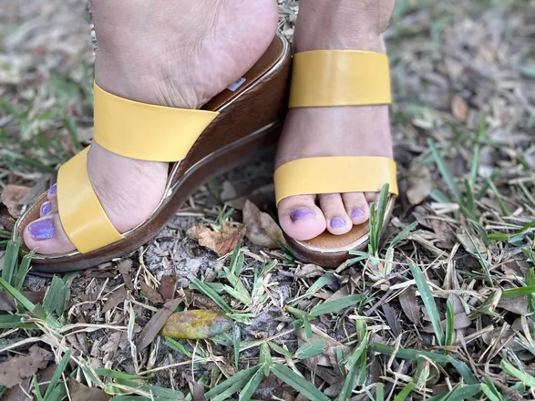 OnlyFans cuenta carmelcutietx header 2