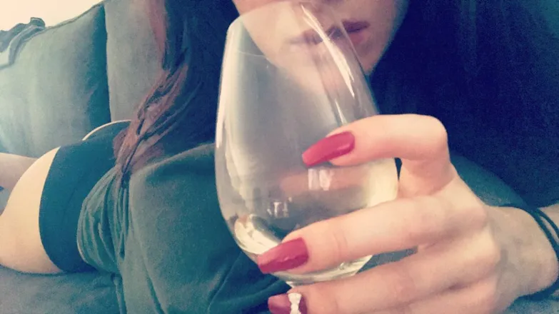 OnlyFans cuenta callmehollyhart header 2