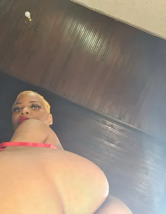 OnlyFans cuenta niadiamondxx header 2