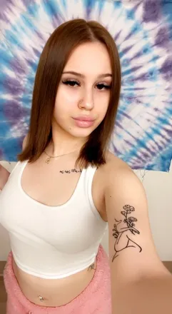 OnlyFans cuenta lovee117 header 2