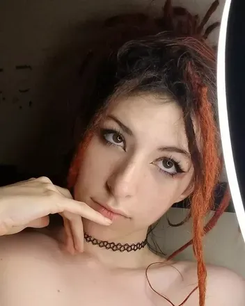 OnlyFans cuenta missredwinter header 2