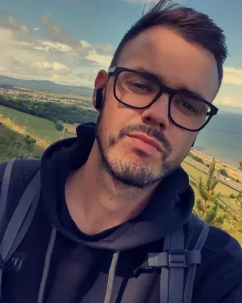 OnlyFans cuenta lambulance avatar 1