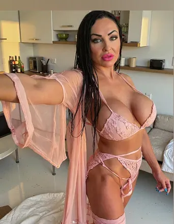 OnlyFans cuenta chrissy_sztanek avatar 1