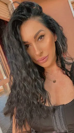 OnlyFans cuenta brunetzica_brunetzica header 2