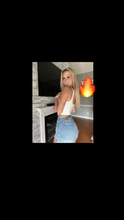 OnlyFans cuenta prettygirllraee header 2