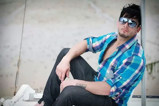 OnlyFans cuenta pittgarcia header 2