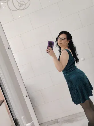 OnlyFans account  rue_the_witchxxx avatar 1