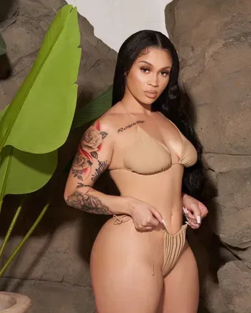 OnlyFans cuenta cynaelash avatar 1