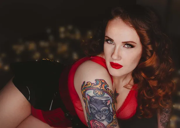 OnlyFans cuenta miraxyverse header 2