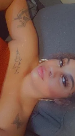 OnlyFans cuenta chanel_westside header 2