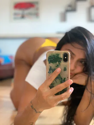 OnlyFans cuenta andreaofi header 2