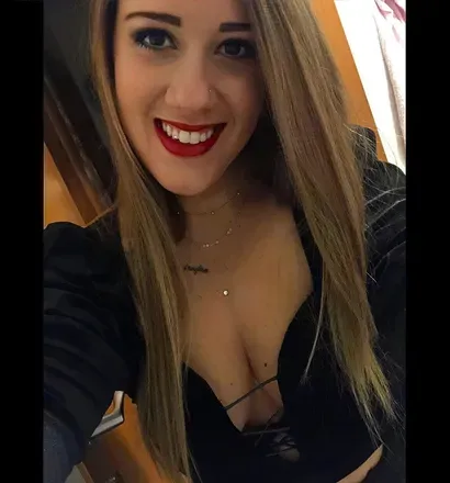OnlyFans cuenta giulyz header 2