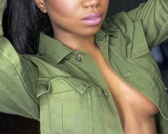 OnlyFans cuenta nerdyblackgirl header 2