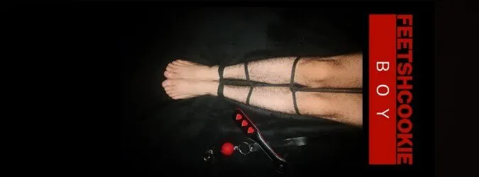 OnlyFans cuenta feetshcookie_boy header 2