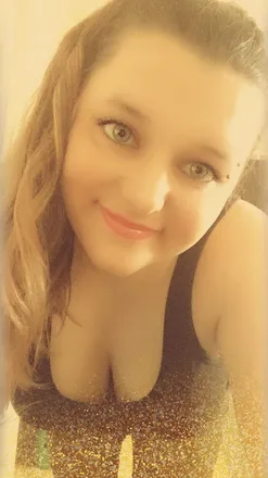 OnlyFans cuenta greeneyemiamor header 2