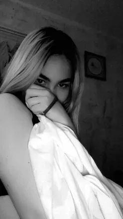 OnlyFans cuenta magui_pulidov header 2