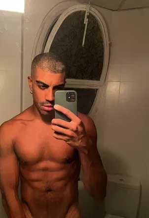 OnlyFans cuenta kariokamask avatar 1